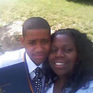 Meet your Posher, Yolanda